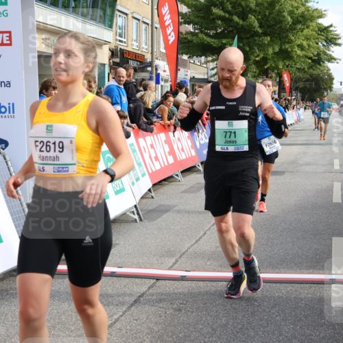 15.09.2024 - PSD Bank Halbmarathon Strokosch-Dieckow http://msf.ph/oto/7091702 15.09.2024 11:35:31 Ziel 740, 771, 919, 1044, 1207, 1221, 1418, 1448, 2479, 2619, 2656 meine-sportfotos.de