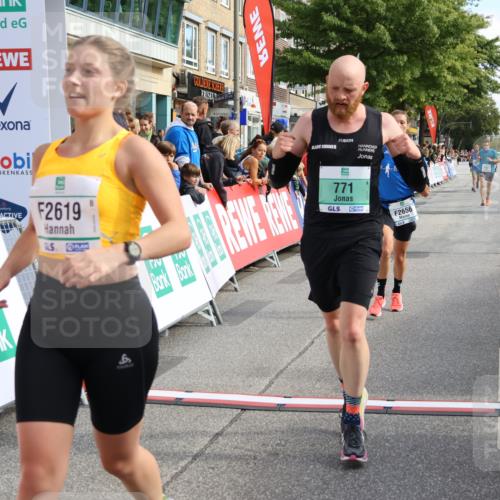15.09.2024 - PSD Bank Halbmarathon Strokosch-Dieckow http://msf.ph/oto/7091707 15.09.2024 11:35:31 Ziel 740, 771, 919, 1044, 1207, 1221, 1418, 1448, 2479, 2619, 2656 meine-sportfotos.de