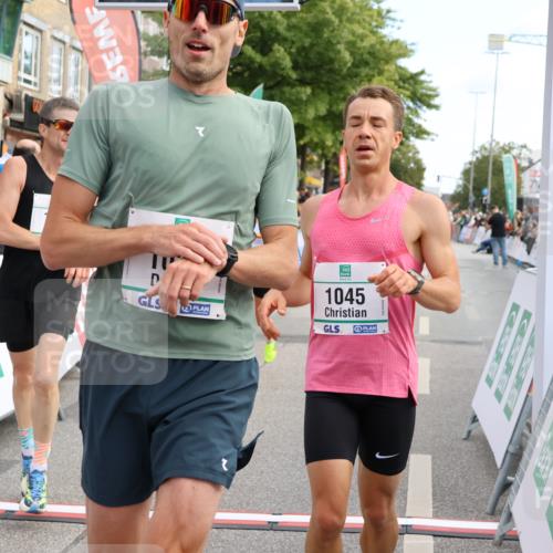 15.09.2024 - PSD Bank Halbmarathon Strokosch-Dieckow http://msf.ph/oto/7091712 15.09.2024 11:27:40 Ziel 439, 662, 690, 722, 895, 1029, 1037, 1045 meine-sportfotos.de