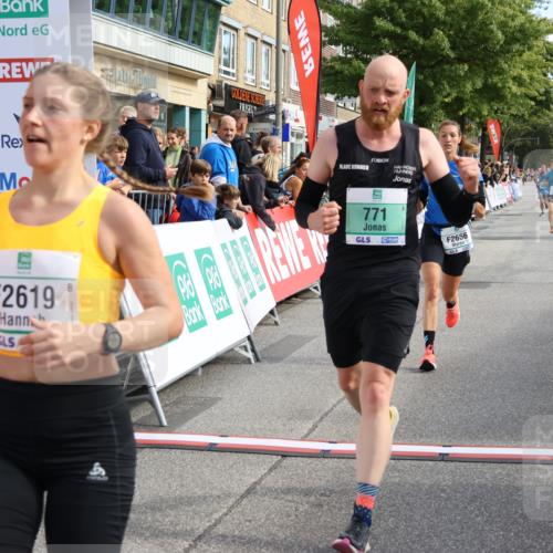 15.09.2024 - PSD Bank Halbmarathon Strokosch-Dieckow http://msf.ph/oto/7091716 15.09.2024 11:35:31 Ziel 740, 771, 919, 1044, 1207, 1221, 1418, 1448, 2479, 2619, 2656 meine-sportfotos.de