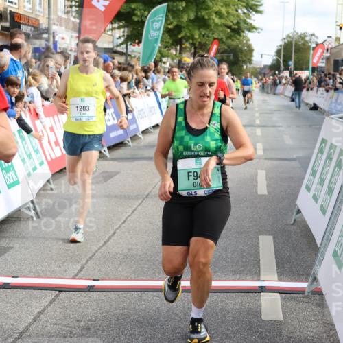15.09.2024 - PSD Bank Halbmarathon Strokosch-Dieckow http://msf.ph/oto/7091725 15.09.2024 11:41:56 Ziel 768, 943, 960, 1183, 1203, 1241, 1243, 1260, 1262, 1320, 1542, 1970, 2083, 2707, 2850 meine-sportfotos.de