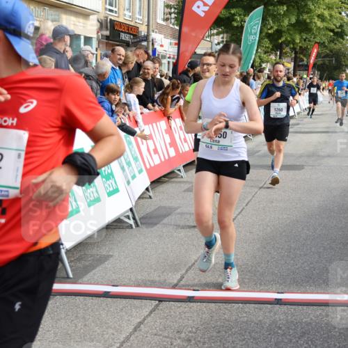 15.09.2024 - PSD Bank Halbmarathon Strokosch-Dieckow http://msf.ph/oto/7091742 15.09.2024 11:41:58 Ziel 943, 953, 1183, 1203, 1241, 1243, 1260, 1262, 1320, 1542, 1970, 2083, 2707, 2850 meine-sportfotos.de