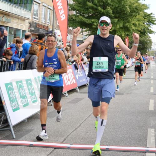15.09.2024 - PSD Bank Halbmarathon Strokosch-Dieckow http://msf.ph/oto/7091750 15.09.2024 11:27:47 Ziel 433, 439, 658, 690, 722, 825, 874, 895, 1029, 1037, 1045, 1054 meine-sportfotos.de