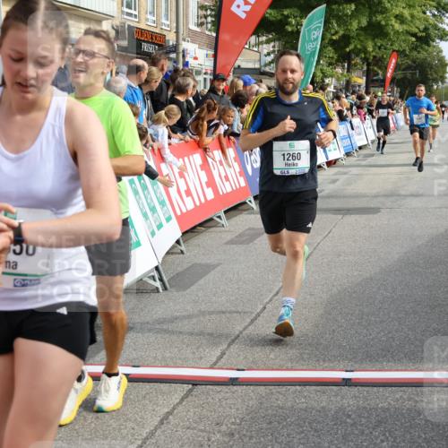 15.09.2024 - PSD Bank Halbmarathon Strokosch-Dieckow http://msf.ph/oto/7091752 15.09.2024 11:42:00 Ziel 943, 953, 1183, 1203, 1241, 1260, 1262, 1309, 1320, 1542, 1970, 2083, 2707, 2850 meine-sportfotos.de