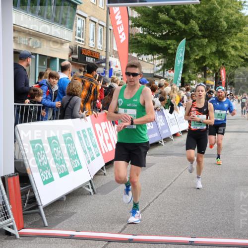 15.09.2024 - PSD Bank Halbmarathon Strokosch-Dieckow http://msf.ph/oto/7091760 15.09.2024 11:27:50 Ziel 433, 439, 658, 690, 694, 722, 825, 874, 895, 1027, 1029, 1037, 1045, 1054 meine-sportfotos.de