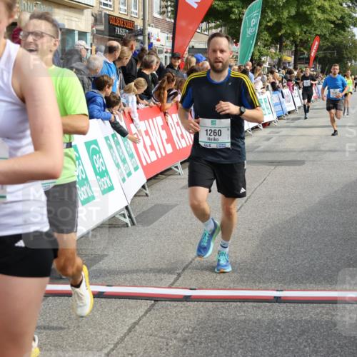 15.09.2024 - PSD Bank Halbmarathon Strokosch-Dieckow http://msf.ph/oto/7091762 15.09.2024 11:42:00 Ziel 943, 953, 1183, 1203, 1241, 1260, 1262, 1309, 1320, 1542, 1970, 2083, 2707, 2850 meine-sportfotos.de