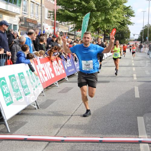 15.09.2024 - PSD Bank Halbmarathon Strokosch-Dieckow http://msf.ph/oto/7091774 15.09.2024 11:42:03 Ziel 943, 953, 1183, 1203, 1241, 1260, 1262, 1309, 1542, 1970, 2707, 2850 meine-sportfotos.de
