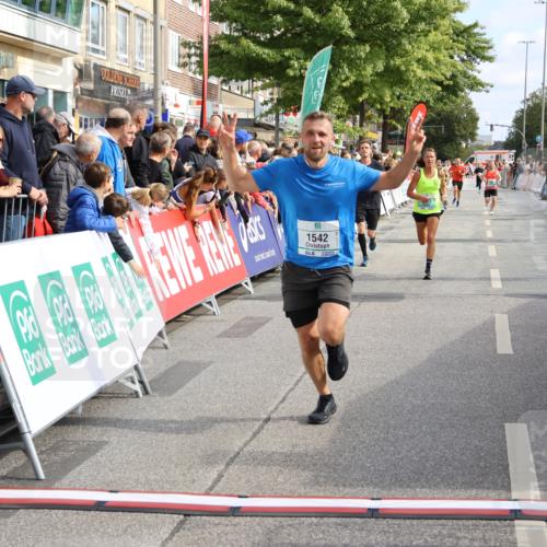 15.09.2024 - PSD Bank Halbmarathon Strokosch-Dieckow http://msf.ph/oto/7091778 15.09.2024 11:42:03 Ziel 943, 953, 1183, 1203, 1241, 1260, 1262, 1309, 1542, 1970, 2707, 2850 meine-sportfotos.de