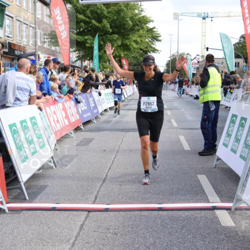 15.09.2024 - PSD Bank Halbmarathon Strokosch-Dieckow http://msf.ph/oto/7091780 15.09.2024 12:21:00 Ziel 2128, 2325, 2957, 3032 meine-sportfotos.de