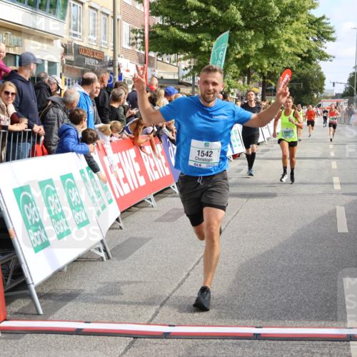 15.09.2024 - PSD Bank Halbmarathon Strokosch-Dieckow http://msf.ph/oto/7091790 15.09.2024 11:42:04 Ziel 943, 953, 1183, 1203, 1241, 1260, 1262, 1309, 1542, 1671, 2707, 2850 meine-sportfotos.de