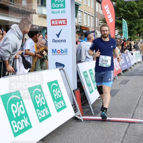 15.09.2024 - PSD Bank Halbmarathon Strokosch-Dieckow http://msf.ph/oto/7091807 15.09.2024 12:21:06 Ziel 2070, 2128, 2325, 2957, 3032, 3248 meine-sportfotos.de