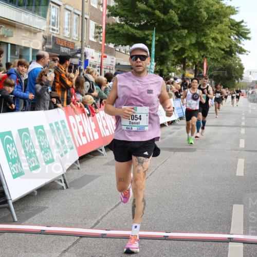 15.09.2024 - PSD Bank Halbmarathon Strokosch-Dieckow http://msf.ph/oto/7091822 15.09.2024 11:27:55 Ziel 433, 439, 658, 694, 722, 825, 874, 1027, 1054, 1099 meine-sportfotos.de