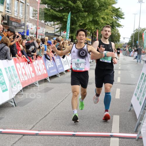 15.09.2024 - PSD Bank Halbmarathon Strokosch-Dieckow http://msf.ph/oto/7091838 15.09.2024 11:27:58 Ziel 427, 433, 439, 658, 694, 722, 825, 874, 1027, 1054, 1099 meine-sportfotos.de