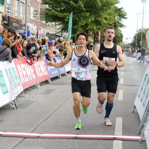 15.09.2024 - PSD Bank Halbmarathon Strokosch-Dieckow http://msf.ph/oto/7091846 15.09.2024 11:27:58 Ziel 427, 433, 439, 658, 694, 722, 825, 874, 1027, 1054, 1099 meine-sportfotos.de