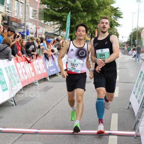 15.09.2024 - PSD Bank Halbmarathon Strokosch-Dieckow http://msf.ph/oto/7091859 15.09.2024 11:27:58 Ziel 427, 433, 439, 658, 694, 722, 825, 874, 1027, 1054, 1099 meine-sportfotos.de