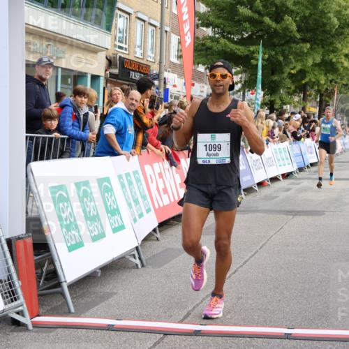 15.09.2024 - PSD Bank Halbmarathon Strokosch-Dieckow http://msf.ph/oto/7091872 15.09.2024 11:28:02 Ziel 427, 433, 658, 691, 694, 825, 874, 1027, 1031, 1046, 1054, 1099 meine-sportfotos.de