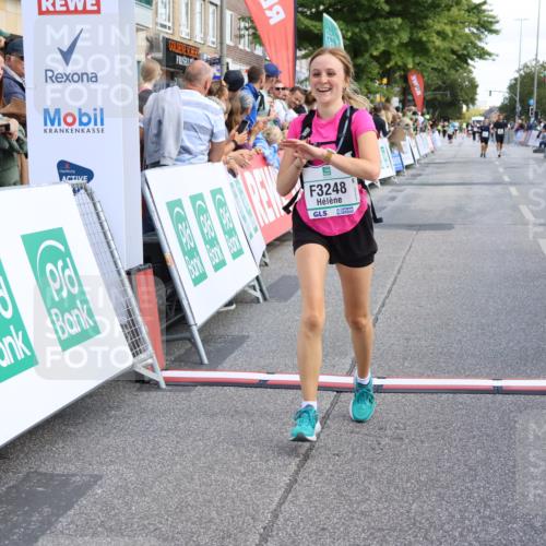 15.09.2024 - PSD Bank Halbmarathon Strokosch-Dieckow http://msf.ph/oto/7091900 15.09.2024 12:21:14 Ziel 2070, 2128, 3248 meine-sportfotos.de