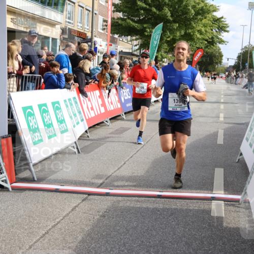 15.09.2024 - PSD Bank Halbmarathon Strokosch-Dieckow http://msf.ph/oto/7091913 15.09.2024 11:36:16 Ziel 438, 770, 1109, 1120, 1194, 1231, 1394, 1399, 2690 meine-sportfotos.de