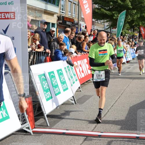 15.09.2024 - PSD Bank Halbmarathon Strokosch-Dieckow http://msf.ph/oto/7091922 15.09.2024 11:42:30 Ziel 735, 920, 968, 1151, 1259, 1470, 1533, 1559, 1566, 1592, 1875, 2643, 2661 meine-sportfotos.de