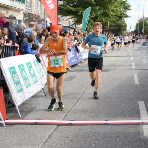 15.09.2024 - PSD Bank Halbmarathon Strokosch-Dieckow http://msf.ph/oto/7091930 15.09.2024 11:42:41 Ziel 772, 920, 968, 1116, 1151, 1213, 1259, 1470, 1479, 1533, 1559, 1566, 1774, 2610, 2643 meine-sportfotos.de