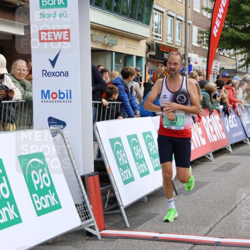 15.09.2024 - PSD Bank Halbmarathon Strokosch-Dieckow http://msf.ph/oto/7091937 15.09.2024 11:28:10 Ziel 427, 691, 694, 700, 890, 1027, 1031, 1046, 1099, 1140 meine-sportfotos.de