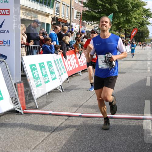 15.09.2024 - PSD Bank Halbmarathon Strokosch-Dieckow http://msf.ph/oto/7091938 15.09.2024 11:36:17 Ziel 438, 770, 1109, 1120, 1194, 1231, 1394, 1399 meine-sportfotos.de