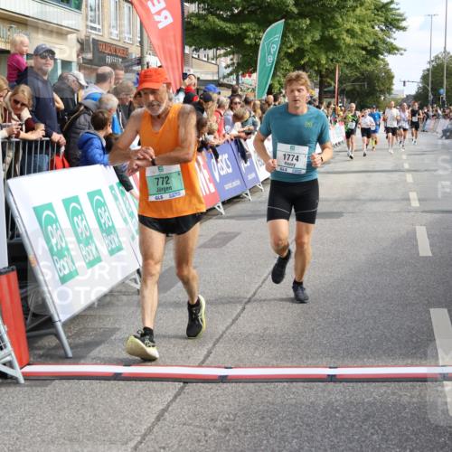 15.09.2024 - PSD Bank Halbmarathon Strokosch-Dieckow http://msf.ph/oto/7091939 15.09.2024 11:42:41 Ziel 772, 920, 968, 1116, 1151, 1213, 1259, 1470, 1479, 1533, 1559, 1566, 1774, 2610, 2643 meine-sportfotos.de