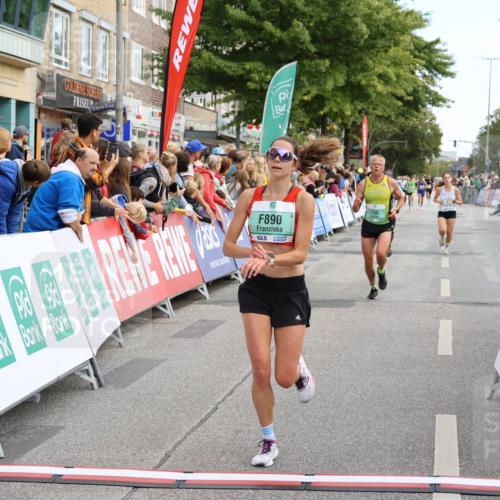 15.09.2024 - PSD Bank Halbmarathon Strokosch-Dieckow http://msf.ph/oto/7091964 15.09.2024 11:28:14 Ziel 427, 691, 700, 890, 1031, 1046, 1099, 1140, 2612 meine-sportfotos.de