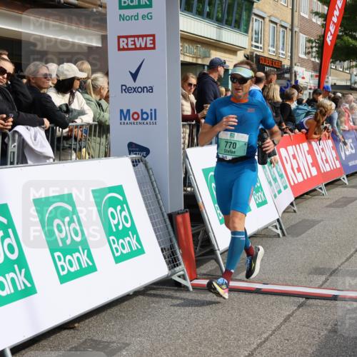 15.09.2024 - PSD Bank Halbmarathon Strokosch-Dieckow http://msf.ph/oto/7091975 15.09.2024 11:36:25 Ziel 438, 770, 944, 1109, 1231, 1399, 1439 meine-sportfotos.de