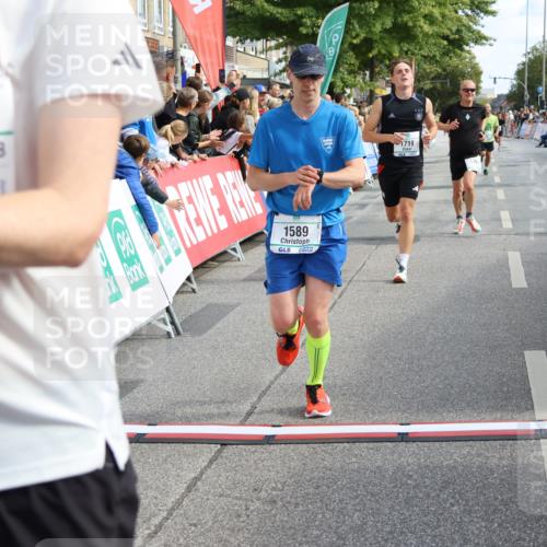 15.09.2024 - PSD Bank Halbmarathon Strokosch-Dieckow http://msf.ph/oto/7091988 15.09.2024 11:42:51 Ziel 715, 772, 956, 1116, 1213, 1292, 1468, 1479, 1589, 1719, 1774, 2610, 2659 meine-sportfotos.de