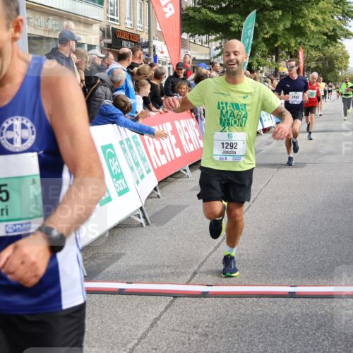15.09.2024 - PSD Bank Halbmarathon Strokosch-Dieckow http://msf.ph/oto/7092026 15.09.2024 11:42:58 Ziel 715, 760, 956, 1116, 1213, 1292, 1468, 1479, 1548, 1589, 1719, 2489, 2610, 2659 meine-sportfotos.de