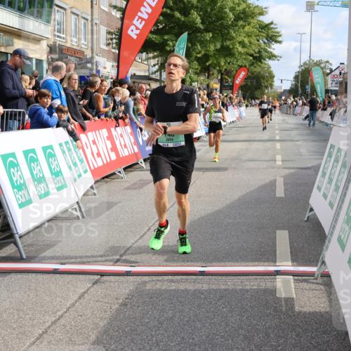 15.09.2024 - PSD Bank Halbmarathon Strokosch-Dieckow http://msf.ph/oto/7092027 15.09.2024 11:36:36 Ziel 748, 770, 944, 1212, 1439, 2631 meine-sportfotos.de