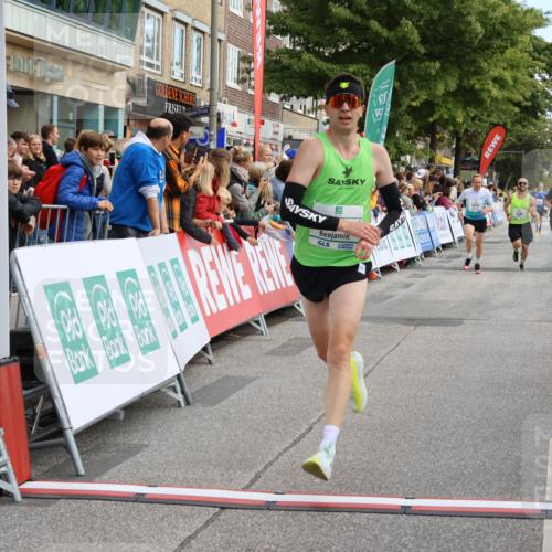 15.09.2024 - PSD Bank Halbmarathon Strokosch-Dieckow http://msf.ph/oto/7092036 15.09.2024 11:28:27 Ziel 700, 917, 1019, 1048, 1080, 1082, 1140, 2605, 2612 meine-sportfotos.de