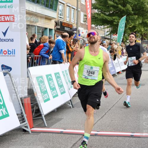15.09.2024 - PSD Bank Halbmarathon Strokosch-Dieckow http://msf.ph/oto/7092063 15.09.2024 11:28:31 Ziel 917, 926, 1019, 1042, 1048, 1080, 1082, 2605, 2612 meine-sportfotos.de
