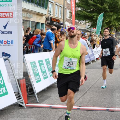 15.09.2024 - PSD Bank Halbmarathon Strokosch-Dieckow http://msf.ph/oto/7092067 15.09.2024 11:28:32 Ziel 917, 926, 1019, 1042, 1048, 1080, 1082, 2605, 2612 meine-sportfotos.de