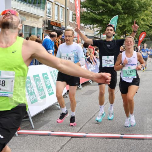 15.09.2024 - PSD Bank Halbmarathon Strokosch-Dieckow http://msf.ph/oto/7092072 15.09.2024 11:28:32 Ziel 917, 926, 1019, 1042, 1048, 1080, 1082, 2605, 2612 meine-sportfotos.de