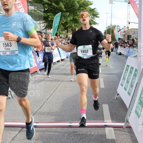 15.09.2024 - PSD Bank Halbmarathon Strokosch-Dieckow http://msf.ph/oto/7092085 15.09.2024 11:43:14 Ziel 752, 760, 942, 1226, 1298, 1343, 1496, 1548, 1563, 1652, 2651 meine-sportfotos.de