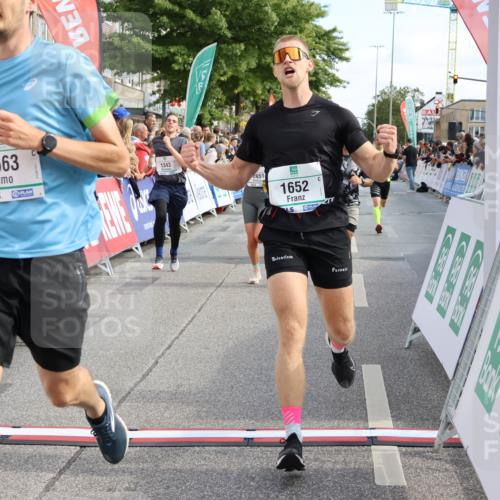 15.09.2024 - PSD Bank Halbmarathon Strokosch-Dieckow http://msf.ph/oto/7092086 15.09.2024 11:43:14 Ziel 752, 760, 942, 1226, 1298, 1343, 1496, 1548, 1563, 1652, 2651 meine-sportfotos.de