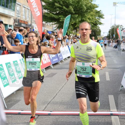 15.09.2024 - PSD Bank Halbmarathon Strokosch-Dieckow http://msf.ph/oto/7092092 15.09.2024 11:43:18 Ziel 752, 942, 1224, 1226, 1298, 1343, 1496, 1563, 1652, 2651, 2694 meine-sportfotos.de