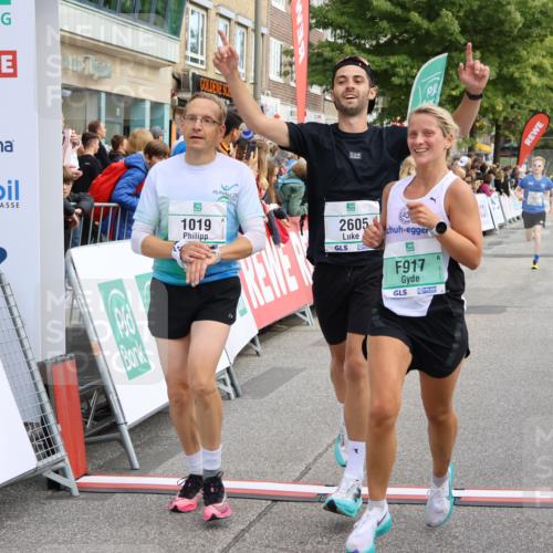15.09.2024 - PSD Bank Halbmarathon Strokosch-Dieckow http://msf.ph/oto/7092106 15.09.2024 11:28:32 Ziel 917, 926, 1019, 1042, 1048, 1080, 1082, 2605, 2612 meine-sportfotos.de