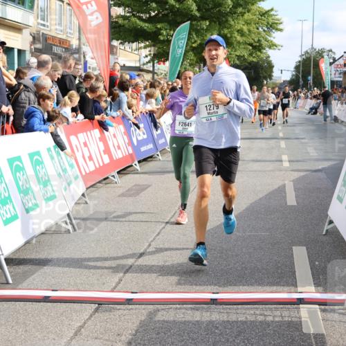 15.09.2024 - PSD Bank Halbmarathon Strokosch-Dieckow http://msf.ph/oto/7092145 15.09.2024 11:43:29 Ziel 752, 942, 1224, 1226, 1273, 1279, 1377, 1653, 2641, 2694 meine-sportfotos.de