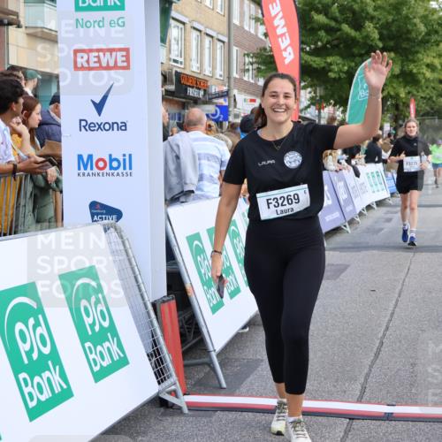 15.09.2024 - PSD Bank Halbmarathon Strokosch-Dieckow http://msf.ph/oto/7092161 15.09.2024 12:21:54 Ziel 2254, 2256, 2379, 2951, 3269, 3275 meine-sportfotos.de