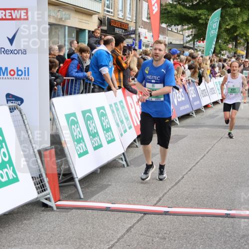 15.09.2024 - PSD Bank Halbmarathon Strokosch-Dieckow http://msf.ph/oto/7092163 15.09.2024 11:28:41 Ziel 425, 431, 585, 889, 893, 905, 917, 926, 929, 1019, 1042, 1048, 1063, 2605, 3510 meine-sportfotos.de