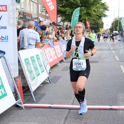 15.09.2024 - PSD Bank Halbmarathon Strokosch-Dieckow http://msf.ph/oto/7092196 15.09.2024 12:21:59 Ziel 2039, 2131, 2254, 2951, 3269, 3275, 3471 meine-sportfotos.de