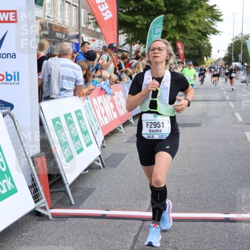 15.09.2024 - PSD Bank Halbmarathon Strokosch-Dieckow http://msf.ph/oto/7092199 15.09.2024 12:21:59 Ziel 2039, 2131, 2254, 2951, 3269, 3275, 3471 meine-sportfotos.de