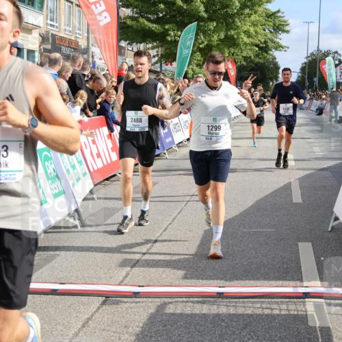 15.09.2024 - PSD Bank Halbmarathon Strokosch-Dieckow http://msf.ph/oto/7092206 15.09.2024 11:43:37 Ziel 1224, 1273, 1279, 1299, 1332, 1377, 1443, 1653, 1901, 2488, 2565, 2637, 2641 meine-sportfotos.de