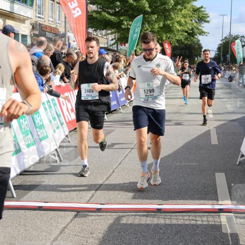 15.09.2024 - PSD Bank Halbmarathon Strokosch-Dieckow http://msf.ph/oto/7092220 15.09.2024 11:43:38 Ziel 1224, 1273, 1279, 1299, 1322, 1332, 1377, 1443, 1653, 1901, 2488, 2565, 2637, 2641 meine-sportfotos.de