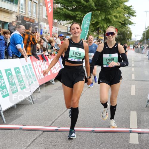 15.09.2024 - PSD Bank Halbmarathon Strokosch-Dieckow http://msf.ph/oto/7092243 15.09.2024 11:28:48 Ziel 425, 431, 585, 889, 893, 905, 926, 929, 1042, 1063, 1065, 1126, 1487, 2603, 3510 meine-sportfotos.de
