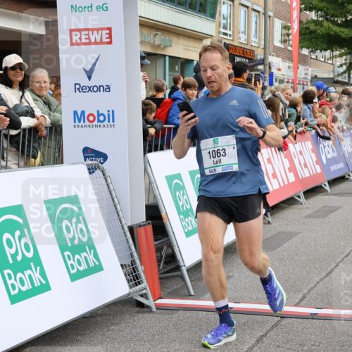 15.09.2024 - PSD Bank Halbmarathon Strokosch-Dieckow http://msf.ph/oto/7092257 15.09.2024 11:28:50 Ziel 425, 431, 585, 830, 889, 893, 905, 929, 1063, 1065, 1126, 1487, 2603, 3510 meine-sportfotos.de
