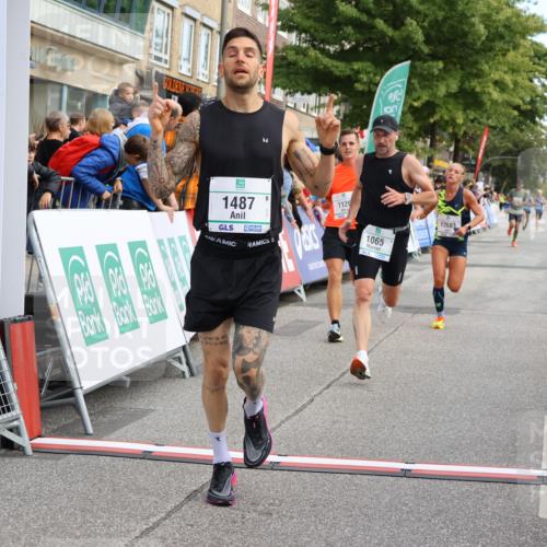 15.09.2024 - PSD Bank Halbmarathon Strokosch-Dieckow http://msf.ph/oto/7092272 15.09.2024 11:28:54 Ziel 425, 431, 585, 830, 889, 893, 905, 915, 929, 1063, 1065, 1103, 1126, 1487, 2603, 3510 meine-sportfotos.de